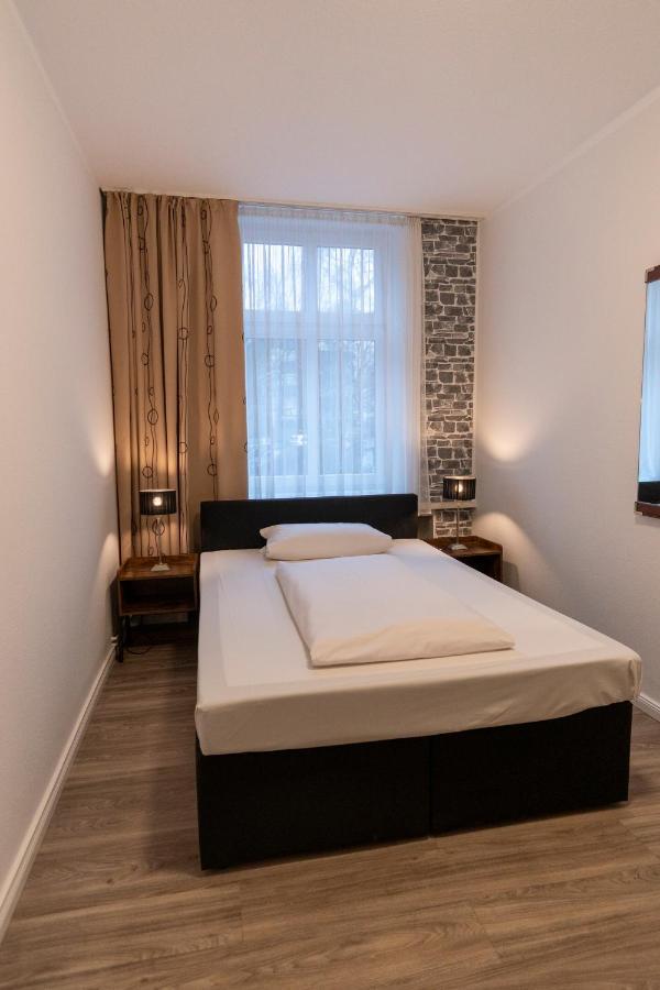 Hotel Berliner Hof Ремшайд Екстериор снимка